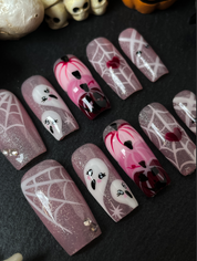 Haunted Glam 👻