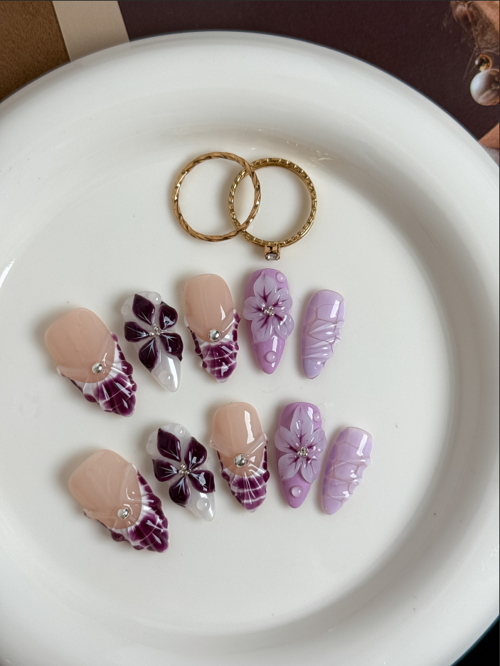 Violet Sculpted Petal