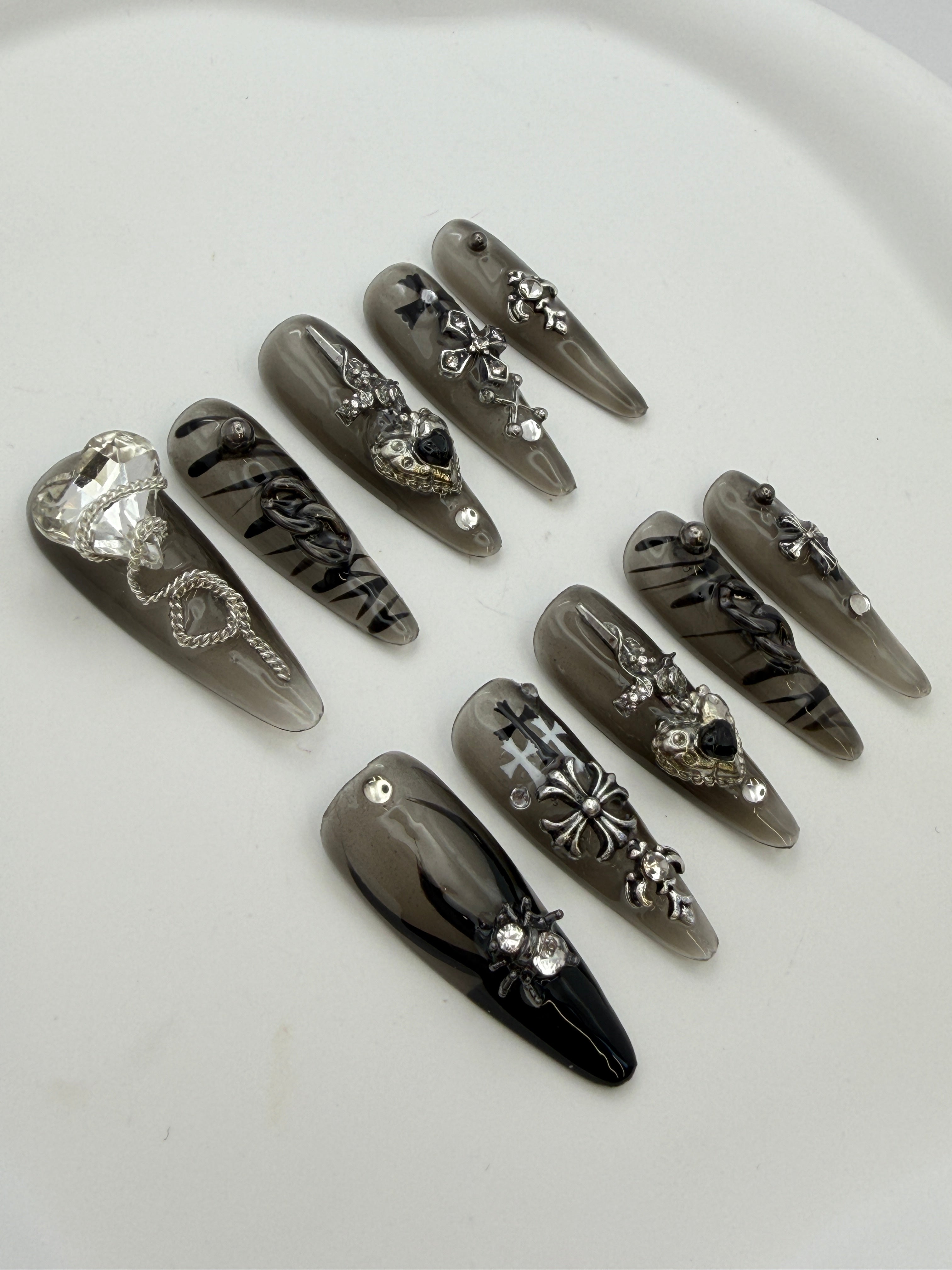 Ashen Relic Dark Silver