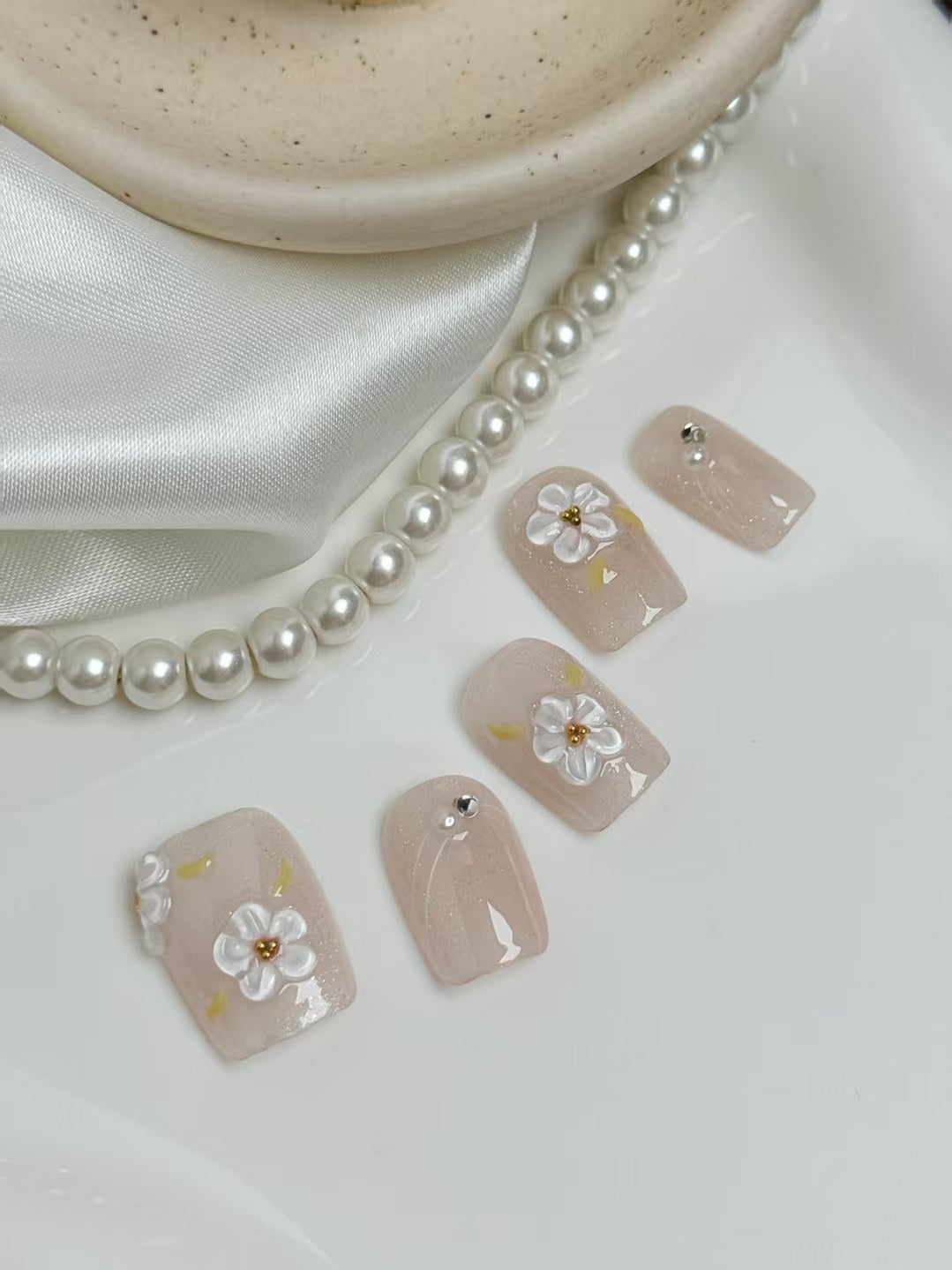 Daisy Glow