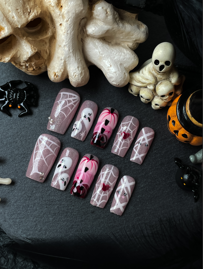Haunted Glam 👻